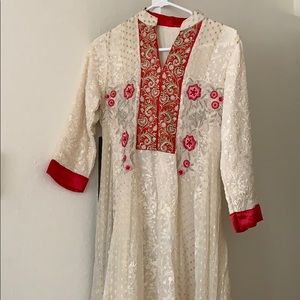 Pakistani outfit